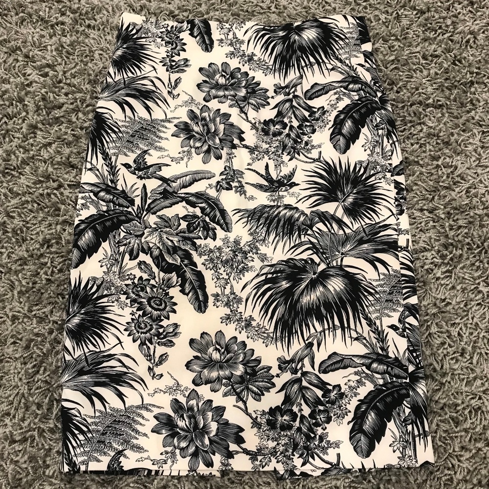 White Pencil Skirt w/ Leaf Floral Design